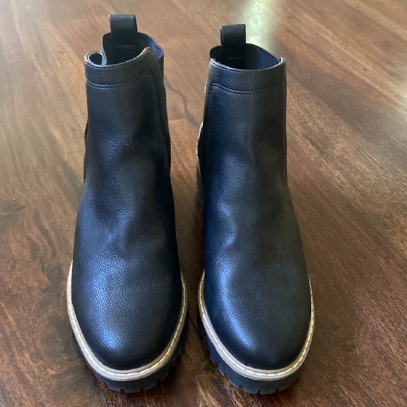 Sz 7 DV by Dolce Vita Black Leather Pull On “Rango” Boots - Picture 9 of 10